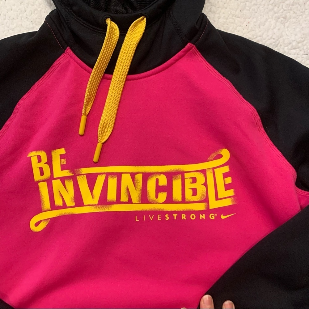 Nike Sweatshirt Therma Fit Hoodie Pullover Livestrong - Picture 3 of 11